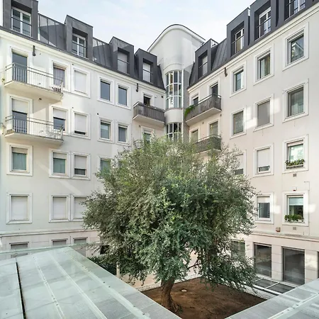 Brera Charming Apartments R&R-2