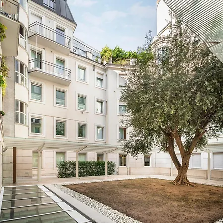 Brera Charming Apartments R&R-2